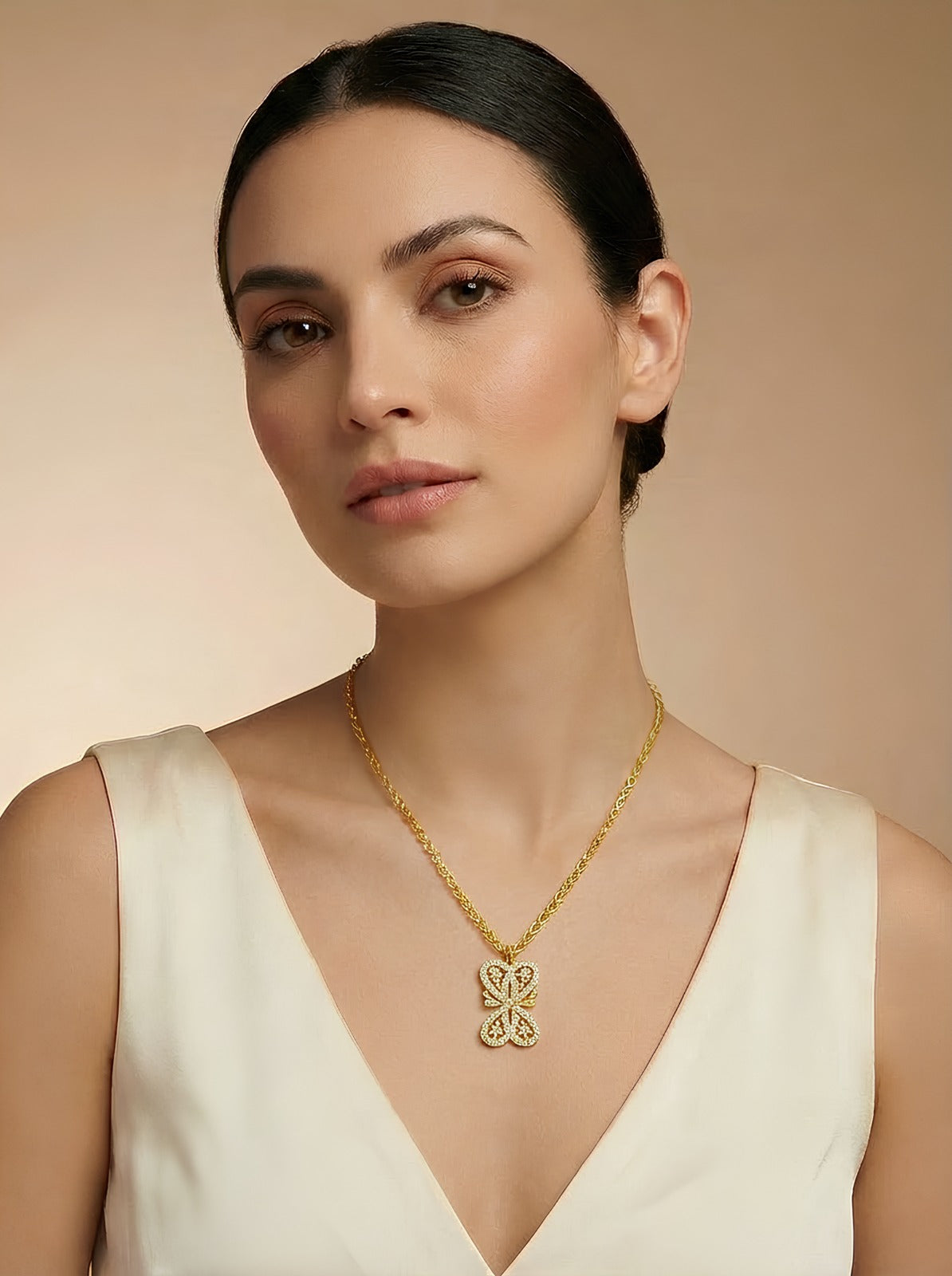 Sonsuz Sevgi Bağları Kolye - 18K Altın & Pırlanta