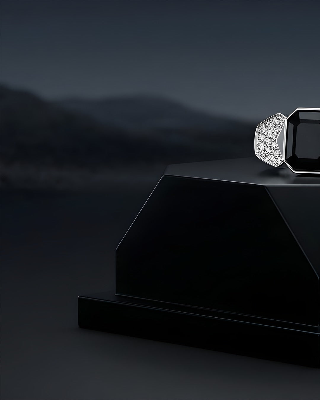 Universal Queen Yüzük - 10,50 ct Siyah Pırlanta